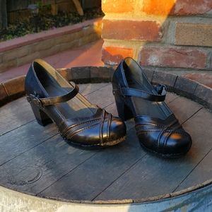 Dansko Reeny Heeled Clog 39